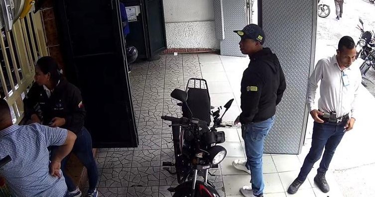 Reportan extorsión contra comerciantes chinos