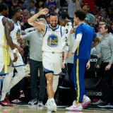 Warriors sellan su boleto a los playoffs