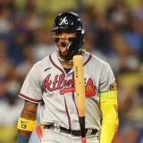 Ronald Acuña Jr. a tres jonrones de épica temporada en Grandes Ligas