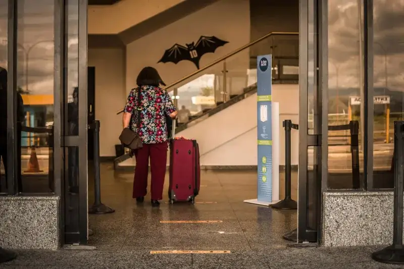 Cierre de Maiquetía eleva costos de viaje por traslados terrestres