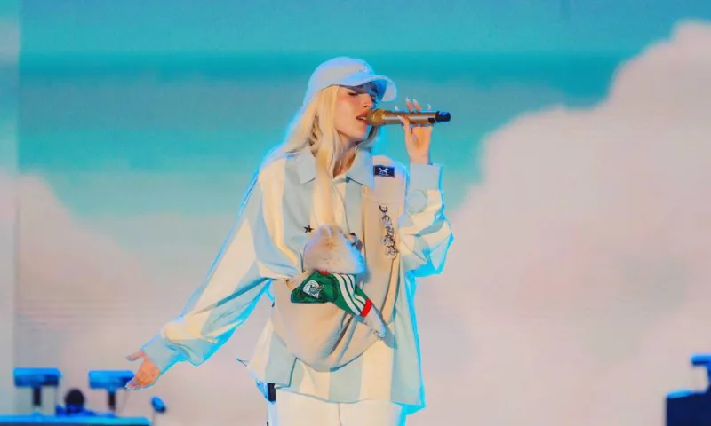 Elena Rose se presenta en el Countdown Concert del Mundial 2026 en Ciudad de México