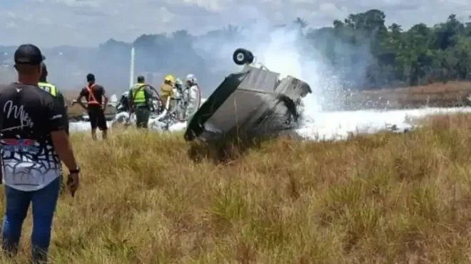 Avioneta se estrella y se incendia en Bolívar dejando dos muertos