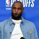 LeBron James reduce su futuro a Golden State y Cleveland en la agencia libre de la NBA