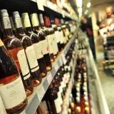 Suspenden venta y distribución de licor en todo el país por siete días de duelo