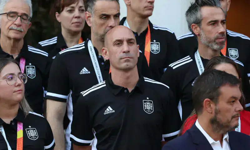 Rubiales dimite como presidente de la RFEF
