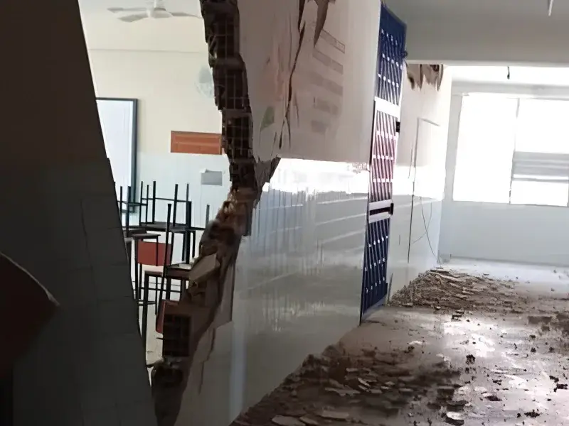 Sismos del 24J dejaron 14 colegios colapsados en La Guaira