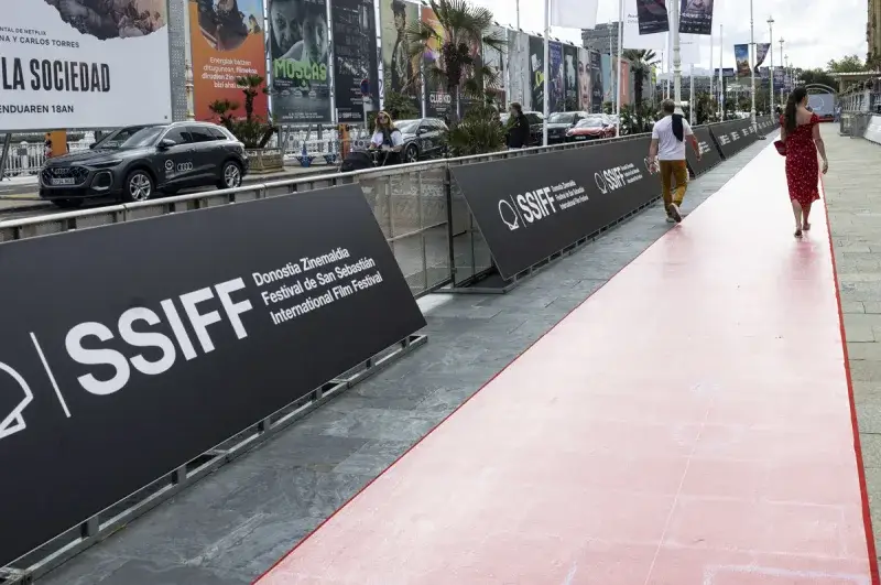 Brad Pitt y Naomi Watts encabezan el Festival de San Sebastián