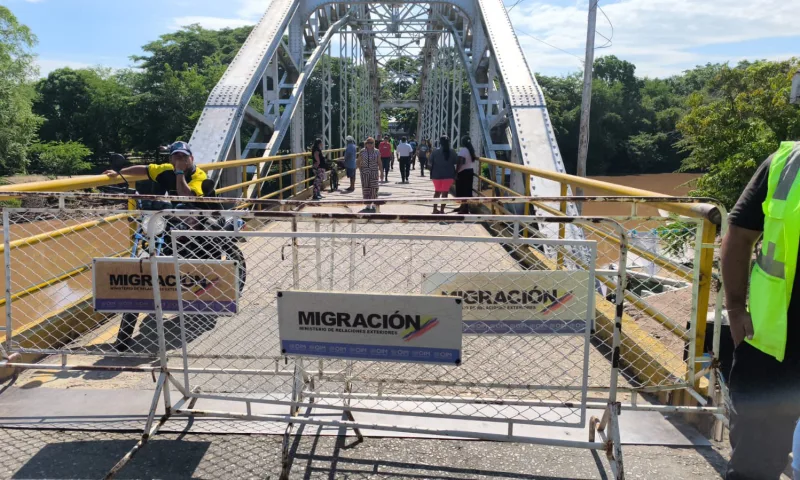 Colombia adelanta a las 6:00 a. m. el cierre fronterizo con Venezuela por elecciones