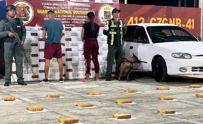 Detenida una pareja con 31 panelas de droga en Puerto Cabello