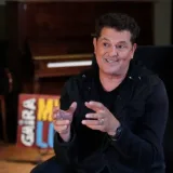 Carlos Vives se pronuncia contra la "revictimización" de América