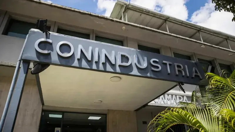 Conindustria ve impacto acotado de los terremotos y niega riesgo de desabastecimiento