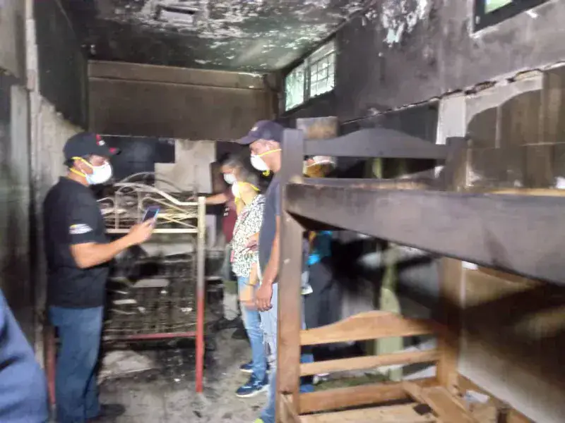 Cortocircuito generó incendio en área del hospital Razetti de Barinas