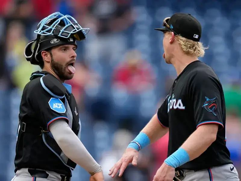 Marlins mantienen a Alcántara y lanzadores, abren a cambios