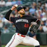 Pablo López resiente errores del bullpen