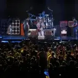 File:Pearl Jam live in New York, 2008 (1).jpg