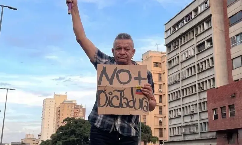 Liberan en Caracas al activista Óscar Morales