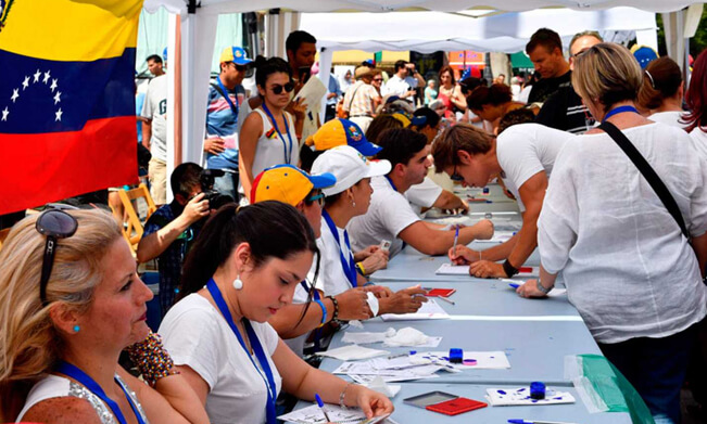 Más de mil personas trabajarán en la primaria en el exterior