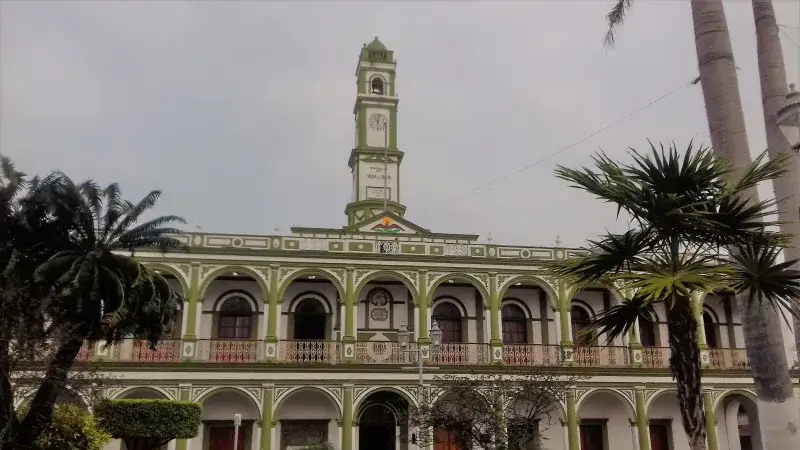 File:Palacio municipal de Alvarado, Veracruz 02.jpg