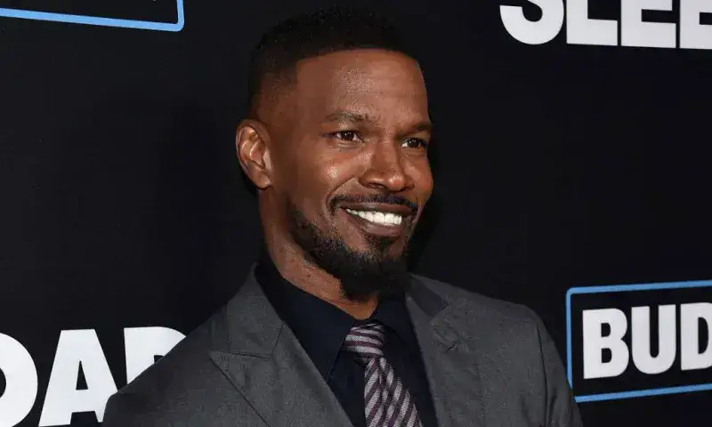 El actor Jamie Foxx se recupera de una "complicación médica"