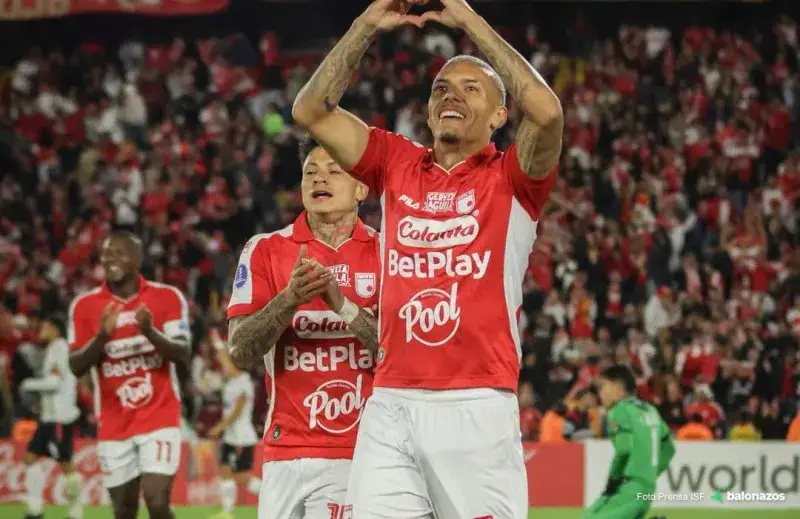 Santa Fe venció 2-0 al Caracas FC en Bogotá