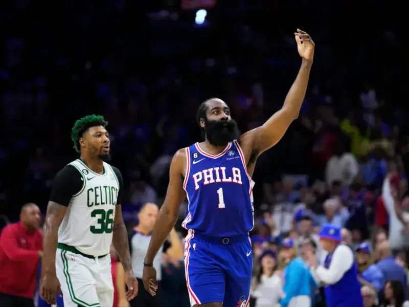 James Harden complica la serie a Celtics