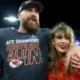 Jonathan Anderson detalló el vestido nupcial de Taylor Swift