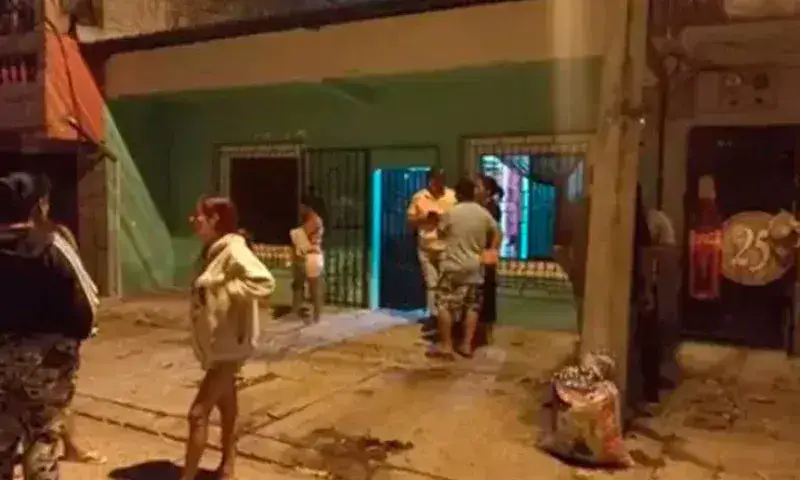 Sicarios entran en una casa de Ecuador y matan a cuatro niños