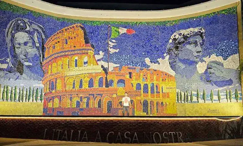 Inauguran mural de Oscar Olivares inspirado en Miguel Ángel