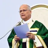 Papa León XIV pide rezar el Rosario por la paz