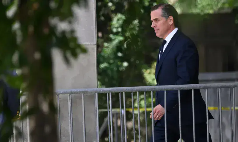 Hunter Biden es acusado formalmente de nueve cargos fiscales