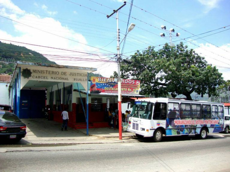 El Loro aplica psicoterror en la cárcel de Trujillo