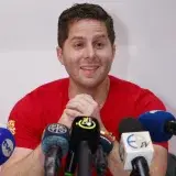 Mizrachi responde a Cabello por ayuda con AirTag