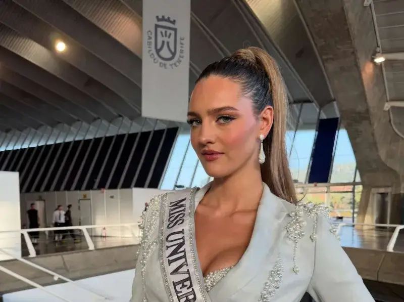 Clara Vegas coordina ayuda diaria a damnificados de La