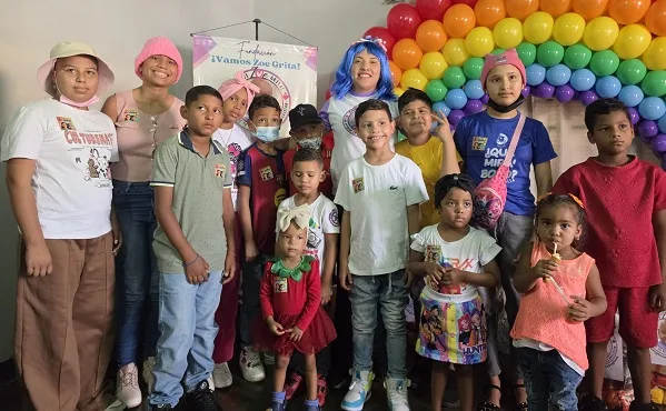 Fundación ‘Vamos Zoe Grita’ entrega sonrisas a niños con cáncer