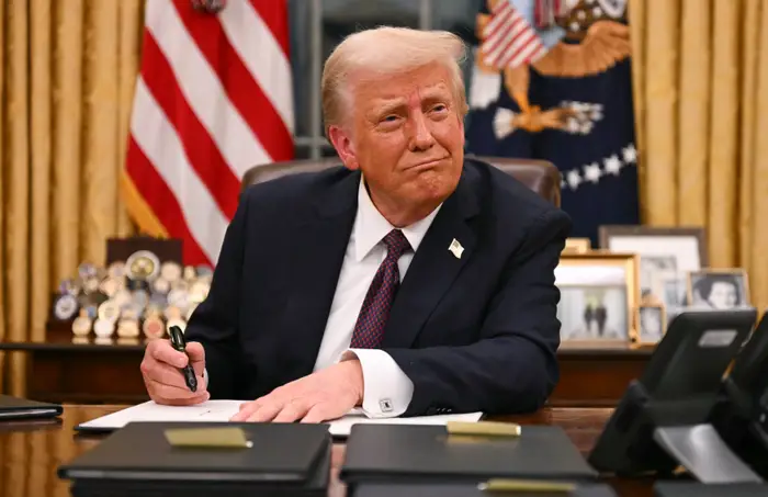 EEUU endurece el acceso a residencia y visas migratorias