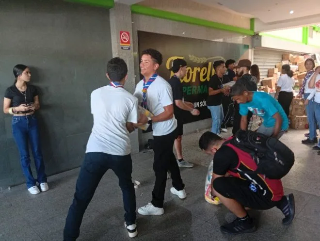 Frank Carreño agradeció la receptividad en el segundo día de Cabimas Solidaria