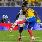 Colombia supera a Ghana 1-0 y avanza con paso firme a octavos
