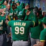 Aguilar es líder jonronero entre criollos 