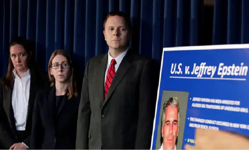 Nuevos documentos del caso Epstein revelan cómo reclutaban a las menores