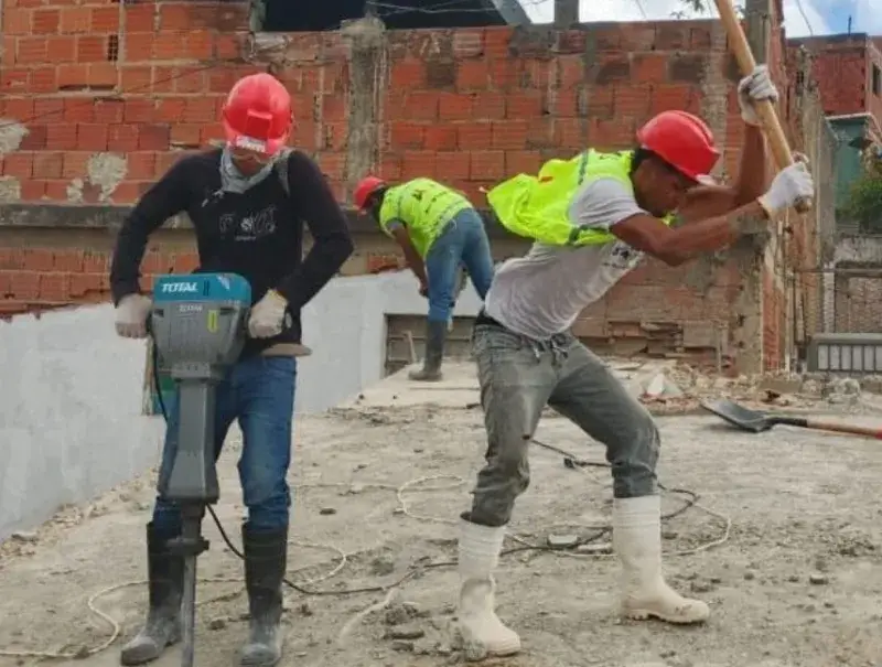 Gran Misión Vivienda ordena demolición controlada en El Junquito