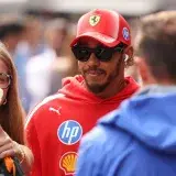 Hamilton cuestiona a la FIA tras problemas de potencia en Spa