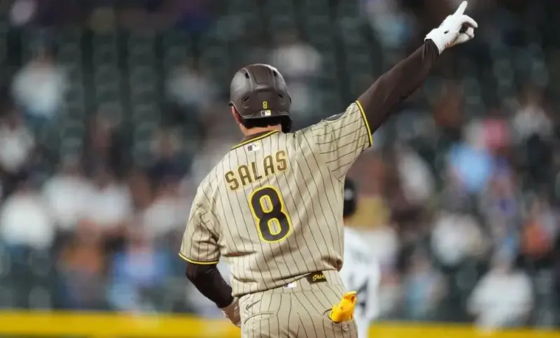 Ethan Salas brilla y hace historia en las Grandes Ligas con dos