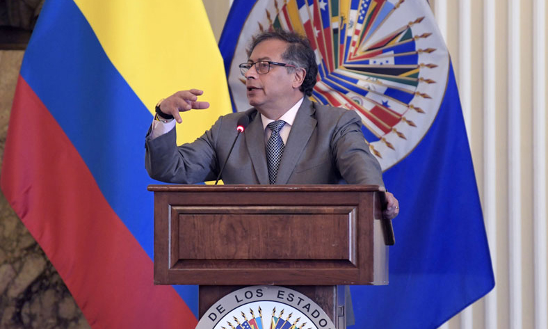 Petro discute sobre paz en Colombia y Venezuela con legisladores de EE. UU.