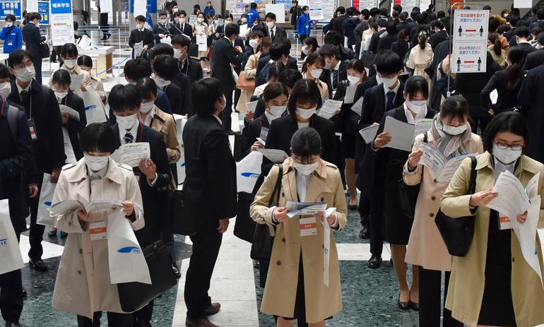 Japón se propone que 30 % de los directivos sea mujer para 2030