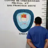 
			Cpez arrestó a un hombre por agredir a su hijo con un trozo de manguera		