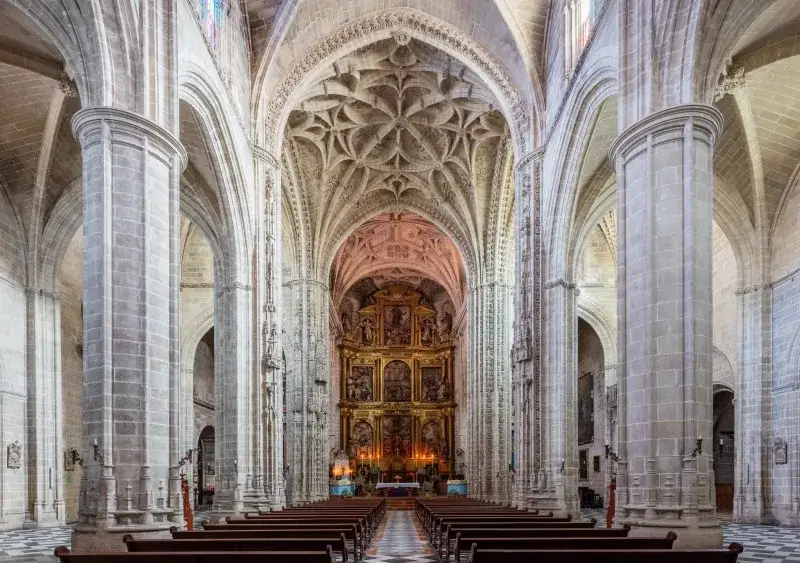 File:Iglesia de San Miguel, Jerez de la Frontera, España, 2015-12-07, DD 99-101 HDR.JPG