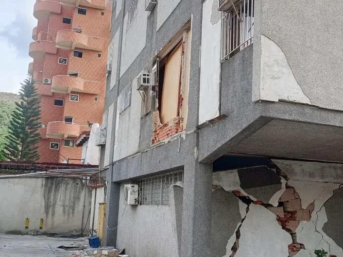 Sismos en Caracas dejan 17.907 damnificados y daños en edificios