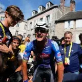 Van der Poel se impone en la etapa montañosa del Tour de Francia