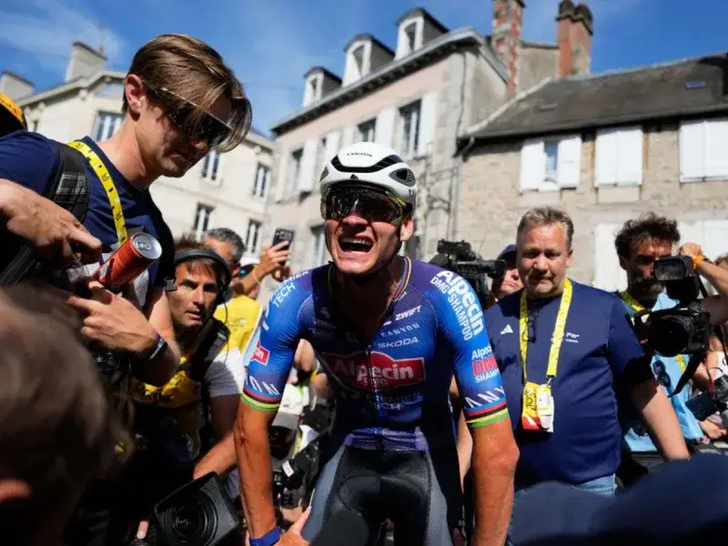 Van der Poel se impone en la etapa montañosa del Tour de Francia
