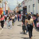 Valencianos expresan fe y esperanza tras el sismo